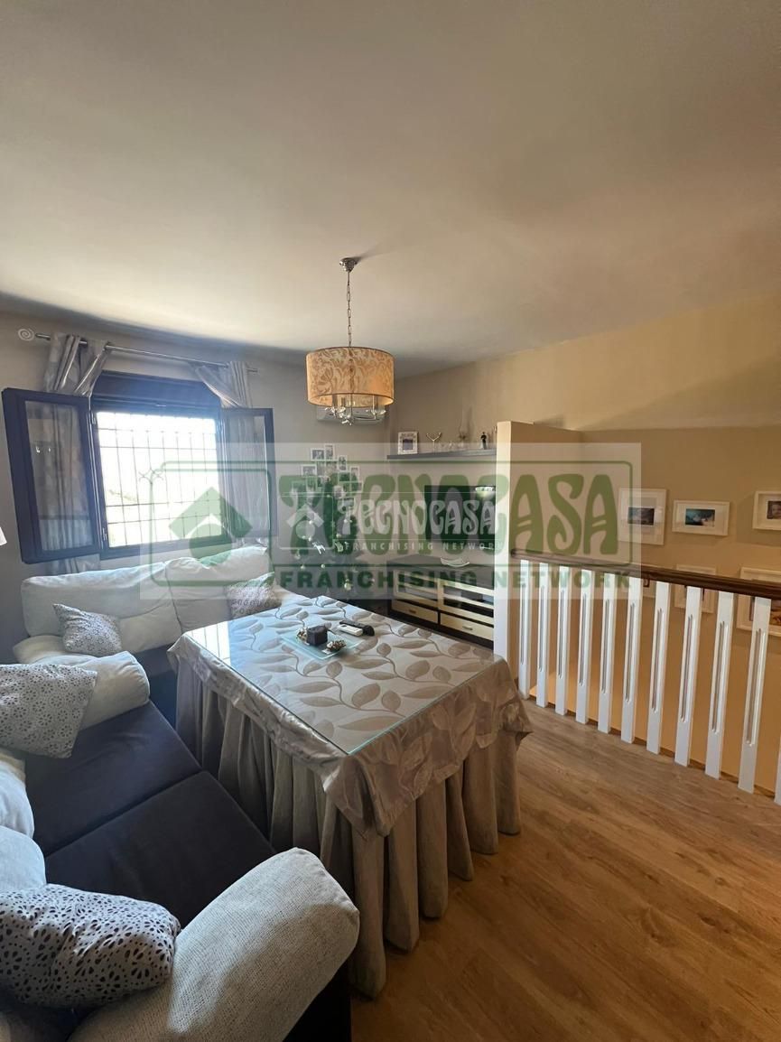 Single-family semi-detached for sale in Arriate  with Air Conditioner and Heating