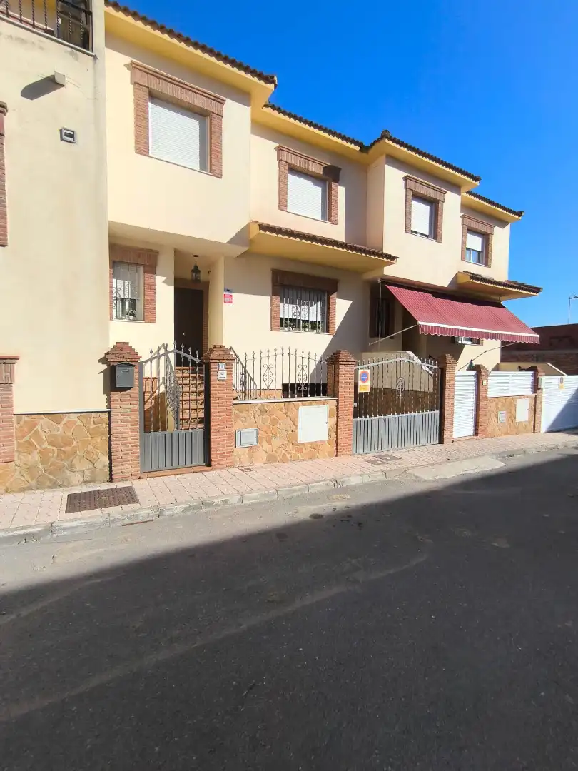 House for sale in Calle Girasol 1, imagen 2