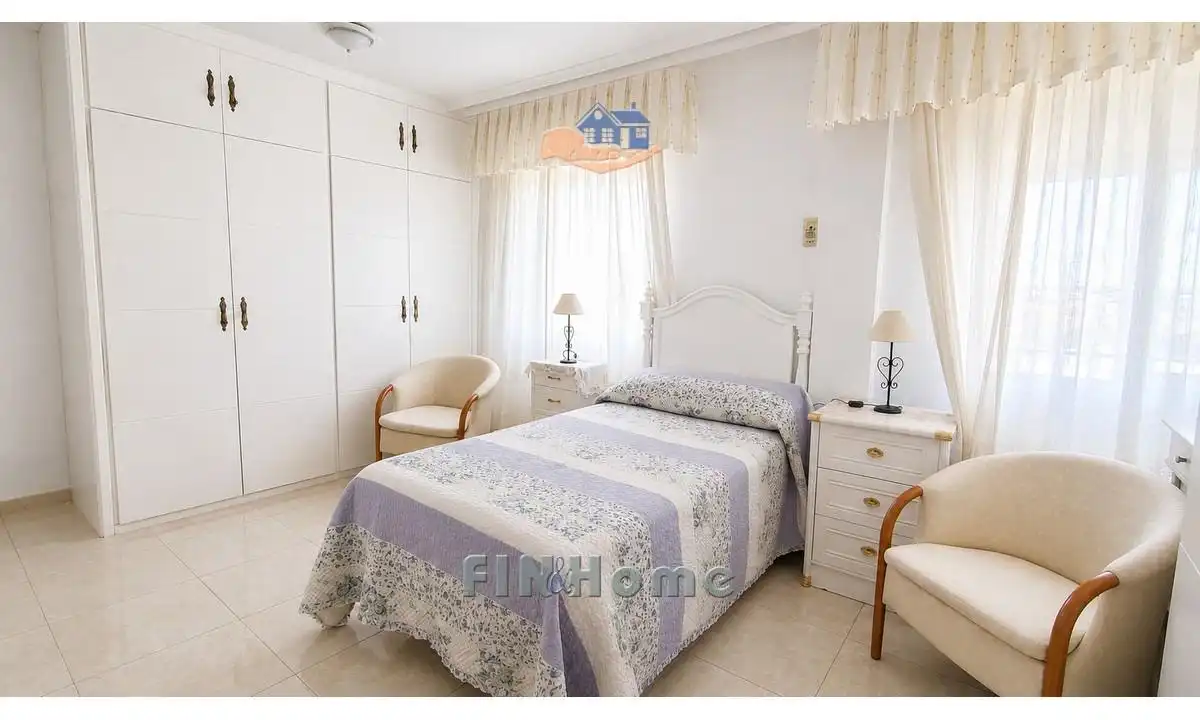 Habitación de Piso en venta en Sevilla con Amueblado
