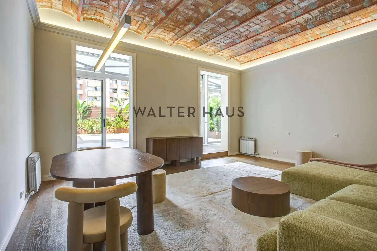Sala de estar de Piso en venta en Barcelona con Aire acondicionado, Terraza y Horno