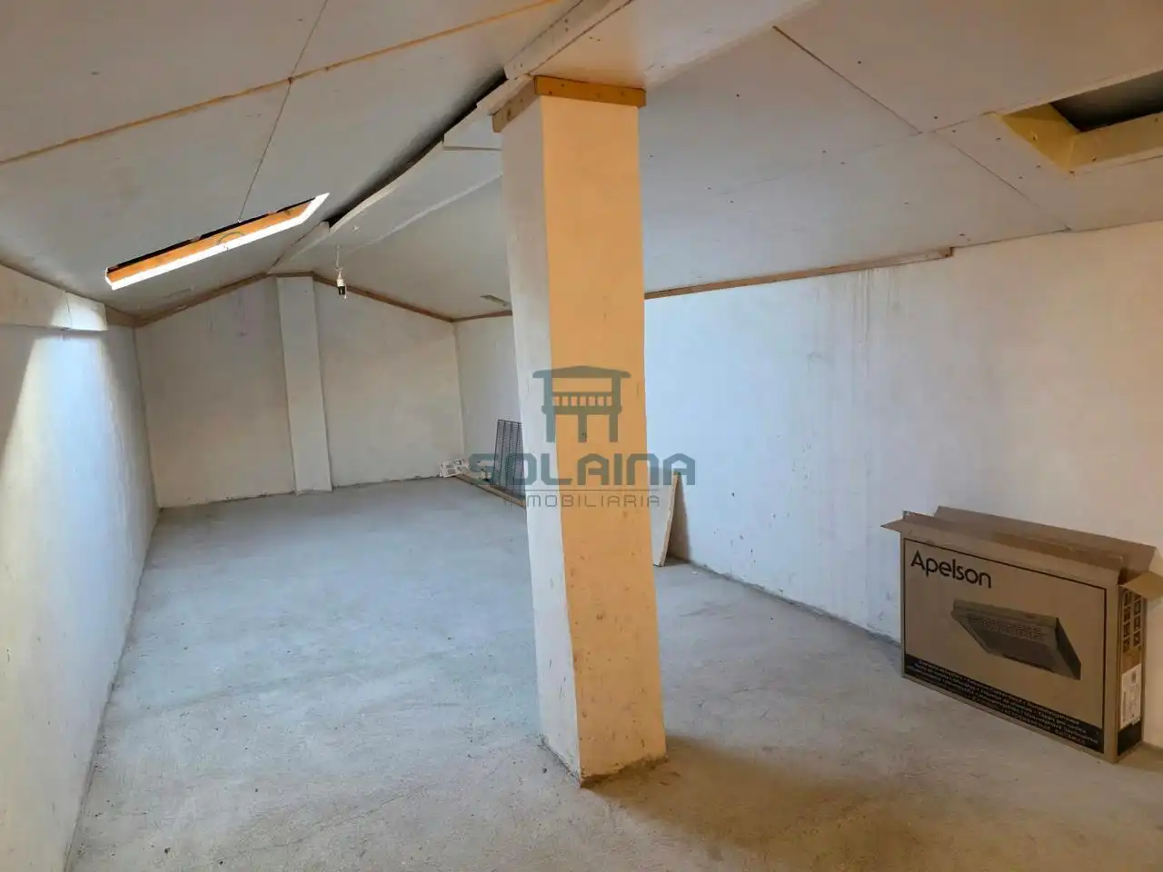 Piso en venta en Ourense Capital  con Aire acondicionado, Calefacción y Parquet