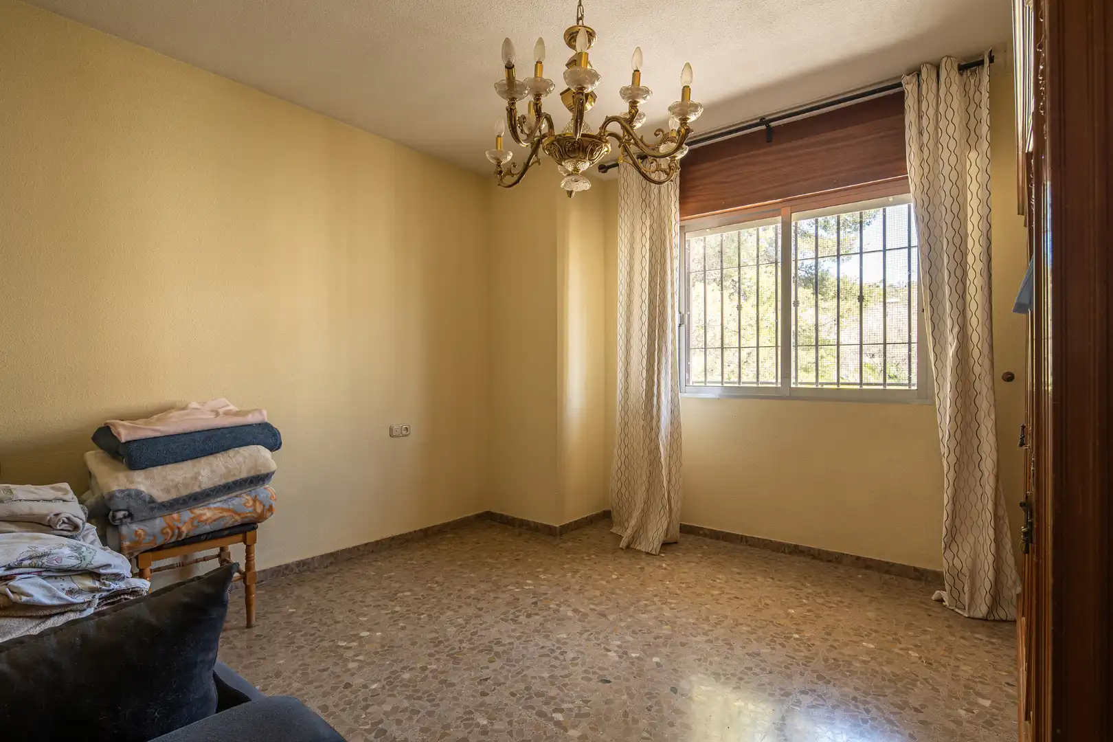 Schlafzimmer von Einfamilien-Reihenhaus zum Verkauf in Granada mit Klimaanlage, Privatgarten und Terrasse