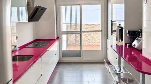 Foto 5 de Casa adosada en venda a Avenida de la Independencia, 1r, Golf Guadiana, Badajoz Capital