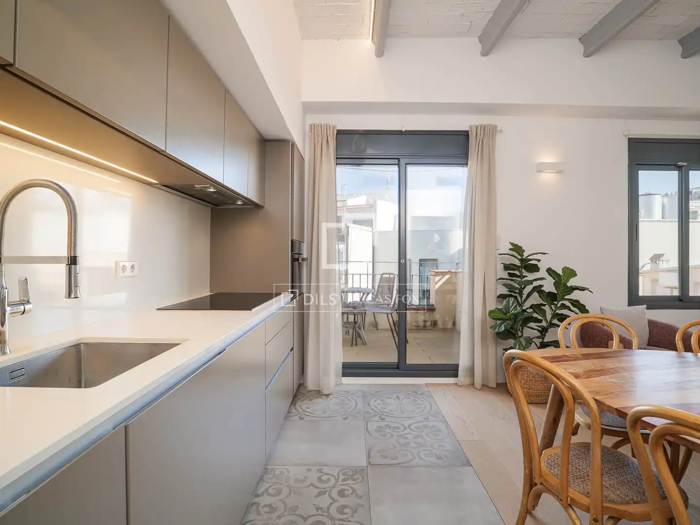 Cocina de Ático en venta en Barcelona con Aire acondicionado, Calefacción y Terraza