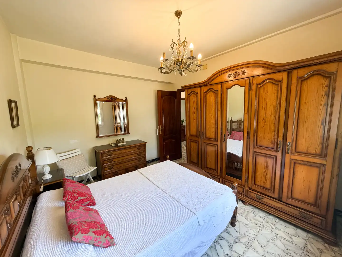 Bedroom of Houses for sale in Rianxo  with Heating, Private garden and Furnished