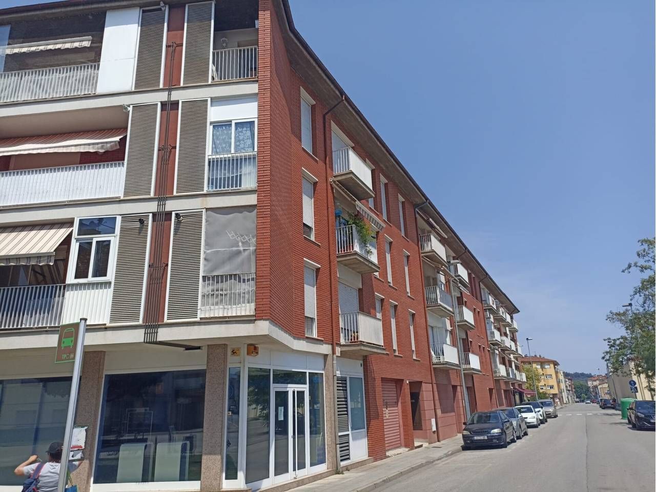 Exterior view of Flat for sale in Olot  with Air Conditioner, Heating and Balcony