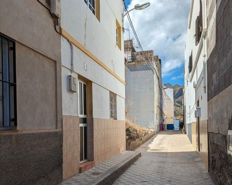 Casa adosada en venda a Manuel Ravina, Anaga