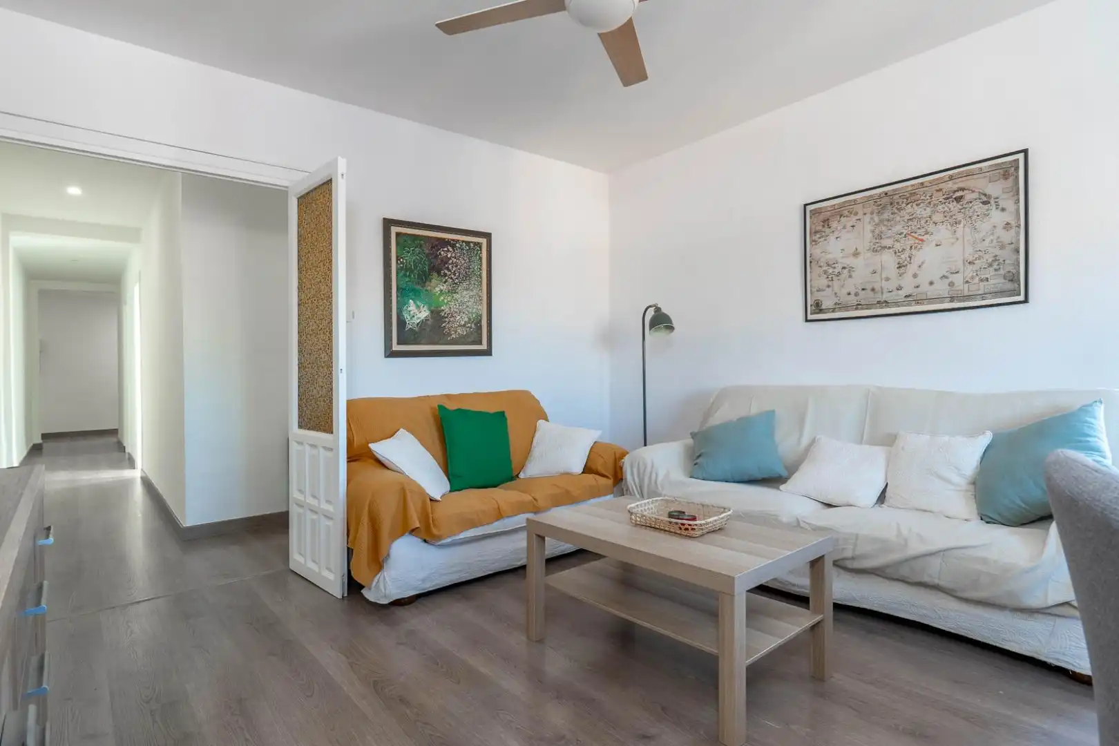 Living room of Flat for share in Ronda