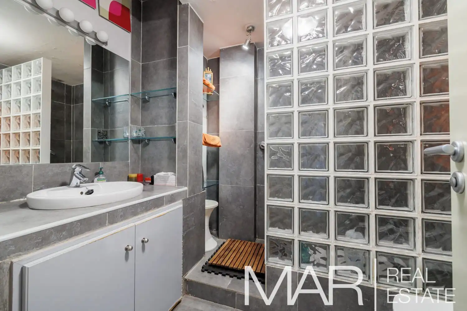 Baño de Piso en venta en Madrid con Aire acondicionado, Calefacción y Trastero