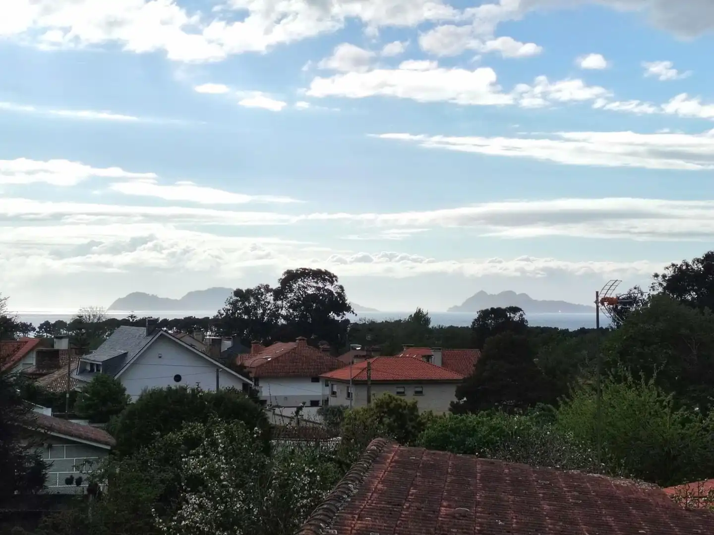 Vista exterior de Casa o chalet en venta en Vigo  con Calefacción, Terraza y Balcón