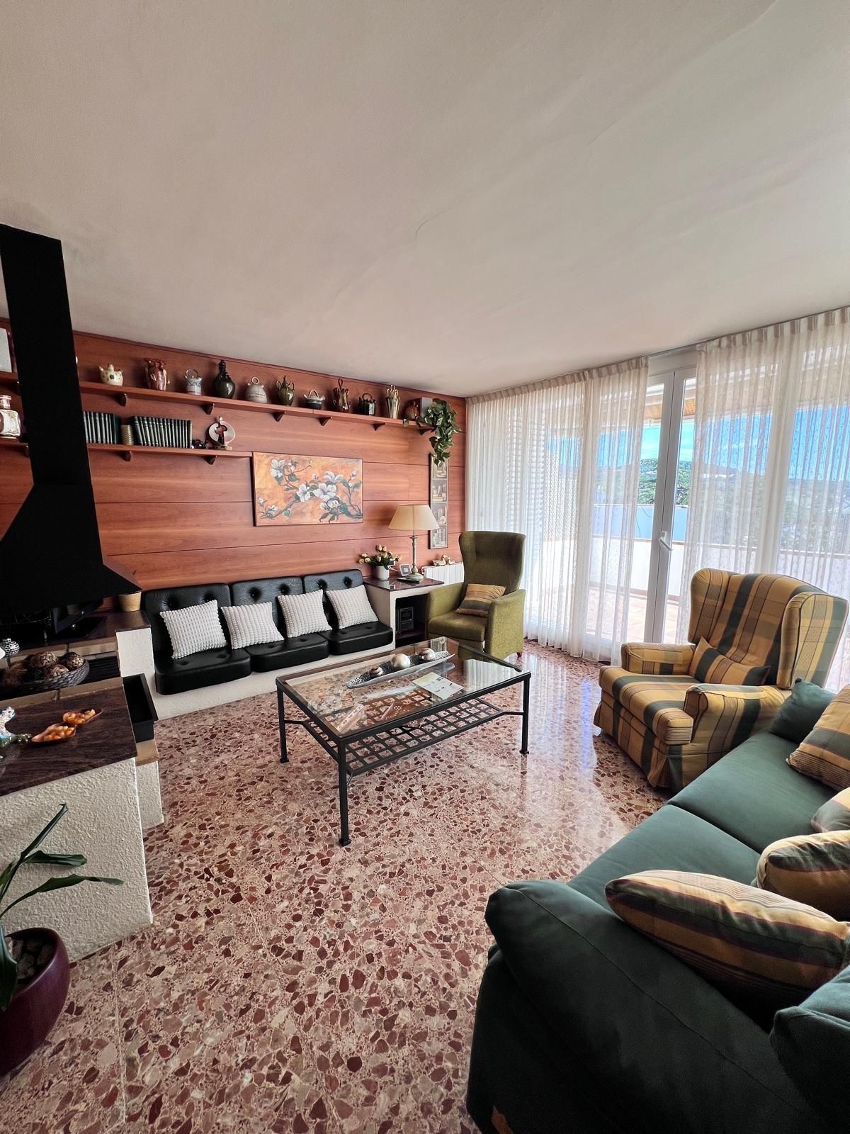 Living room of House or chalet for sale in Sant Pol de Mar  with Air Conditioner, Heating and Private garden
