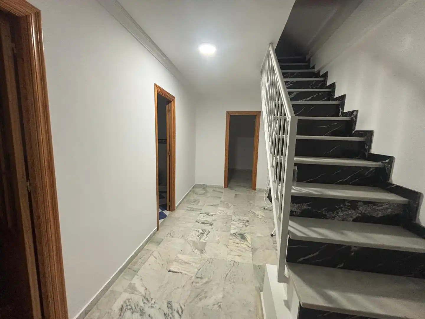 Casa adosada en venta en Sevilla con Terraza y Balcón