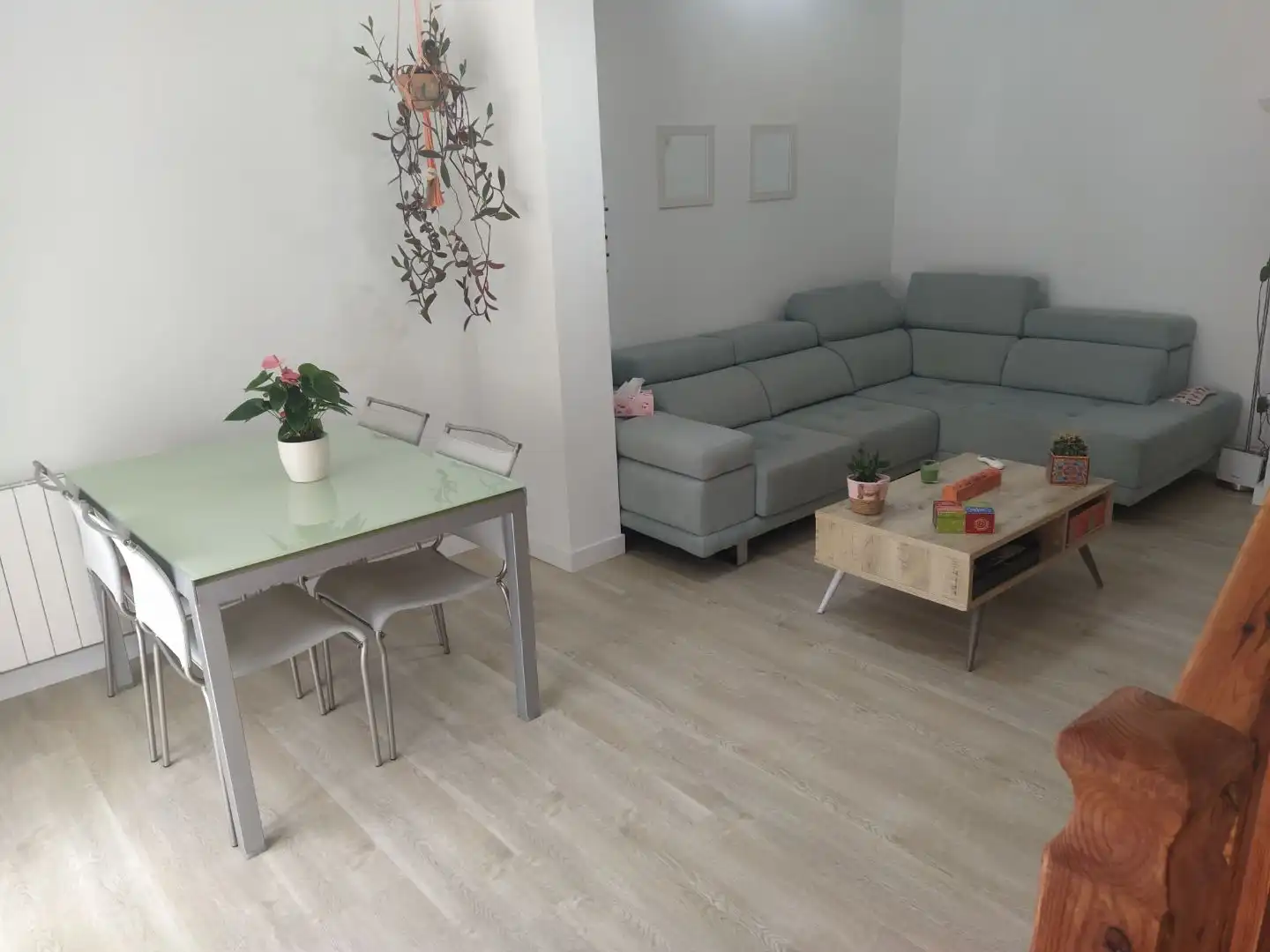 Living room of Houses for sale in Cubelles  with Air Conditioner and Balcony