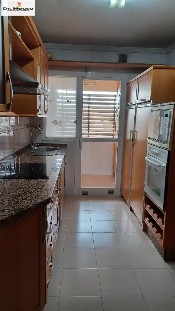 Cocina de Piso de alquiler en Málaga con Aire acondicionado, Calefacción y Parquet