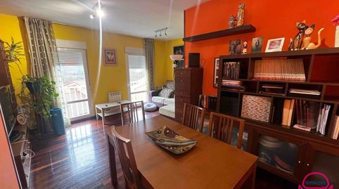 Dúplex soleado con habitación en planta baja y garaje