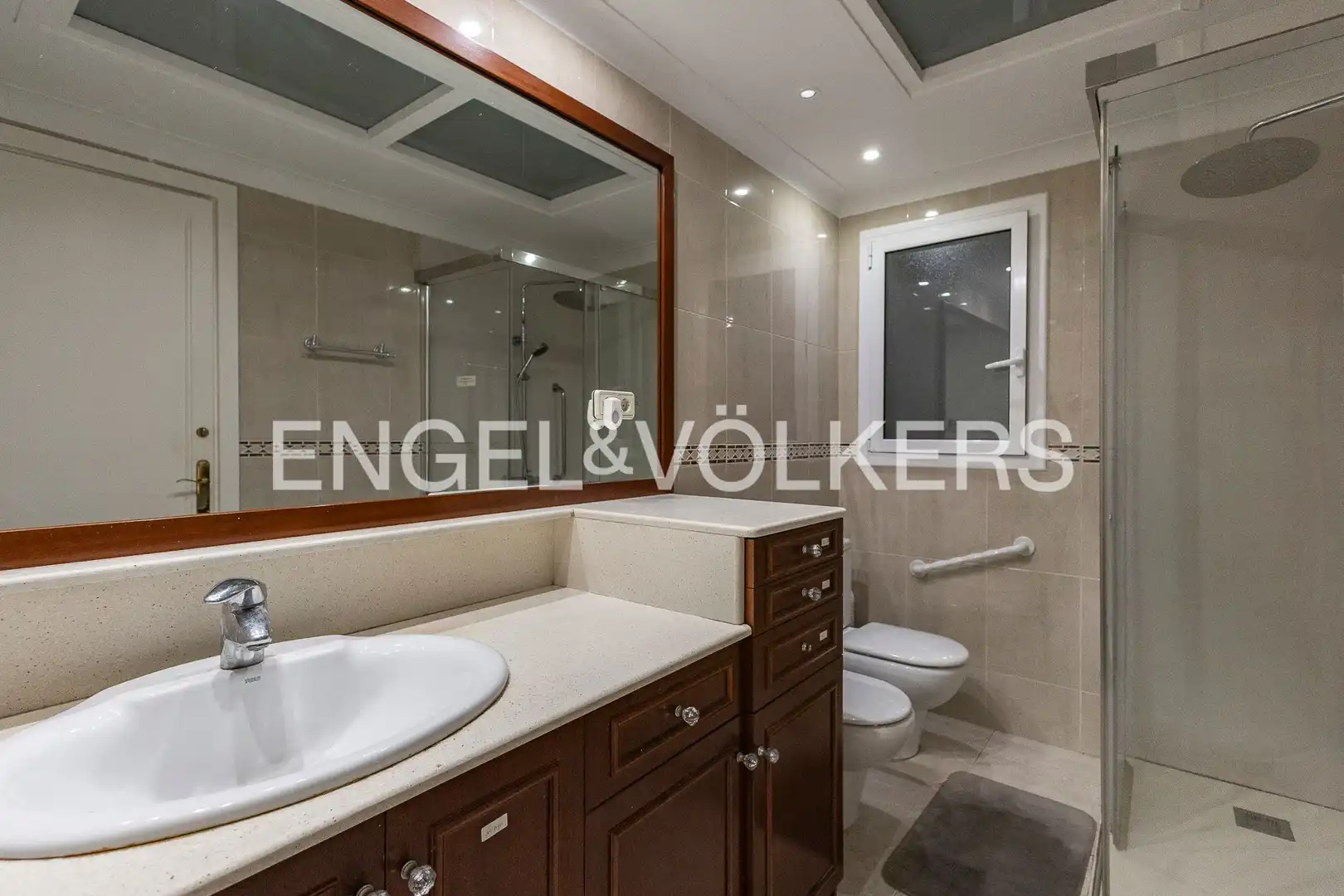 Baño de Piso en venta en Eixample