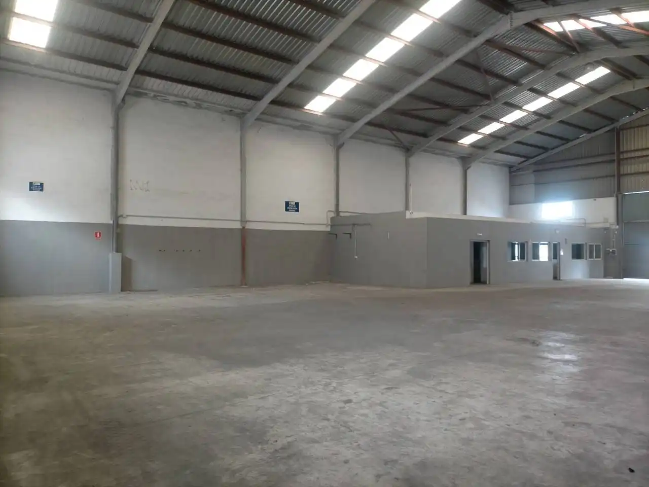 Nave industrial de alquiler en Sollana