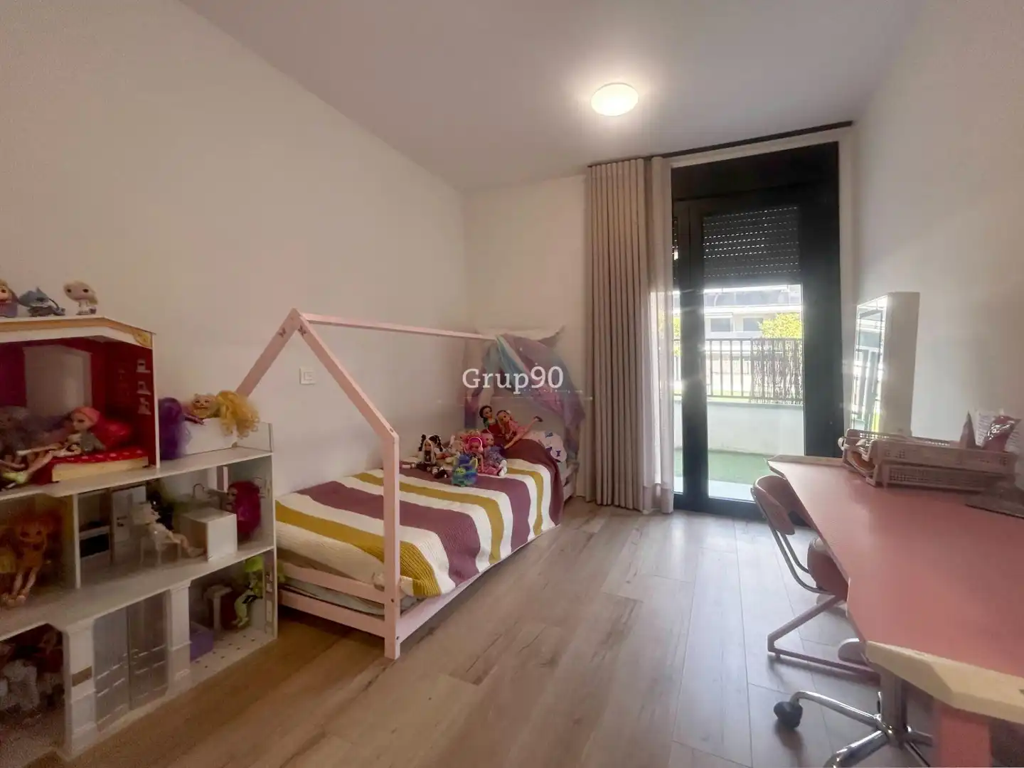 Dormitori de Planta baixa en venda en Lleida amb Calefacció, Jardí privat i Parquet