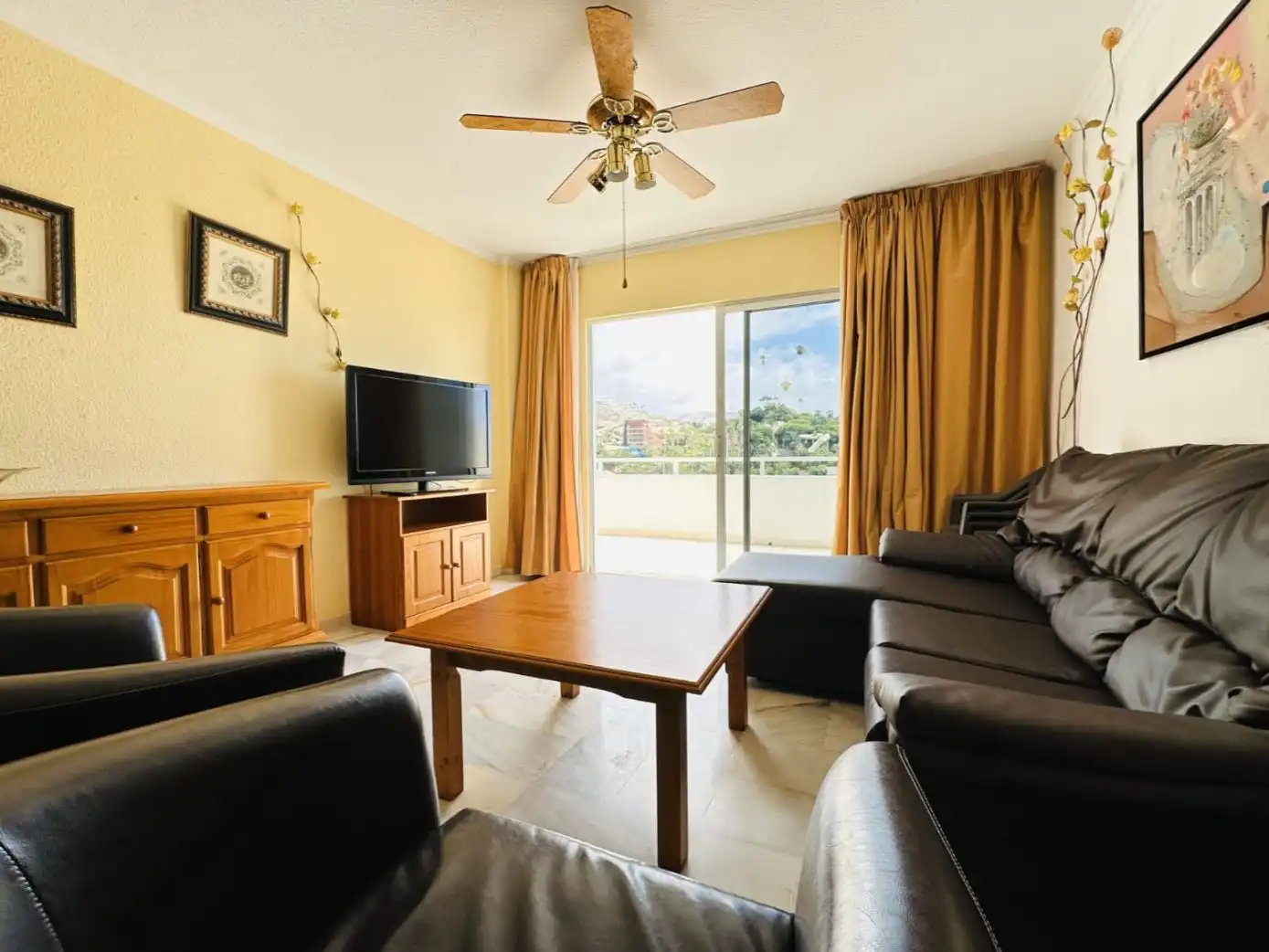 Appartement avec piscine à vendre à Avenida Austria 5