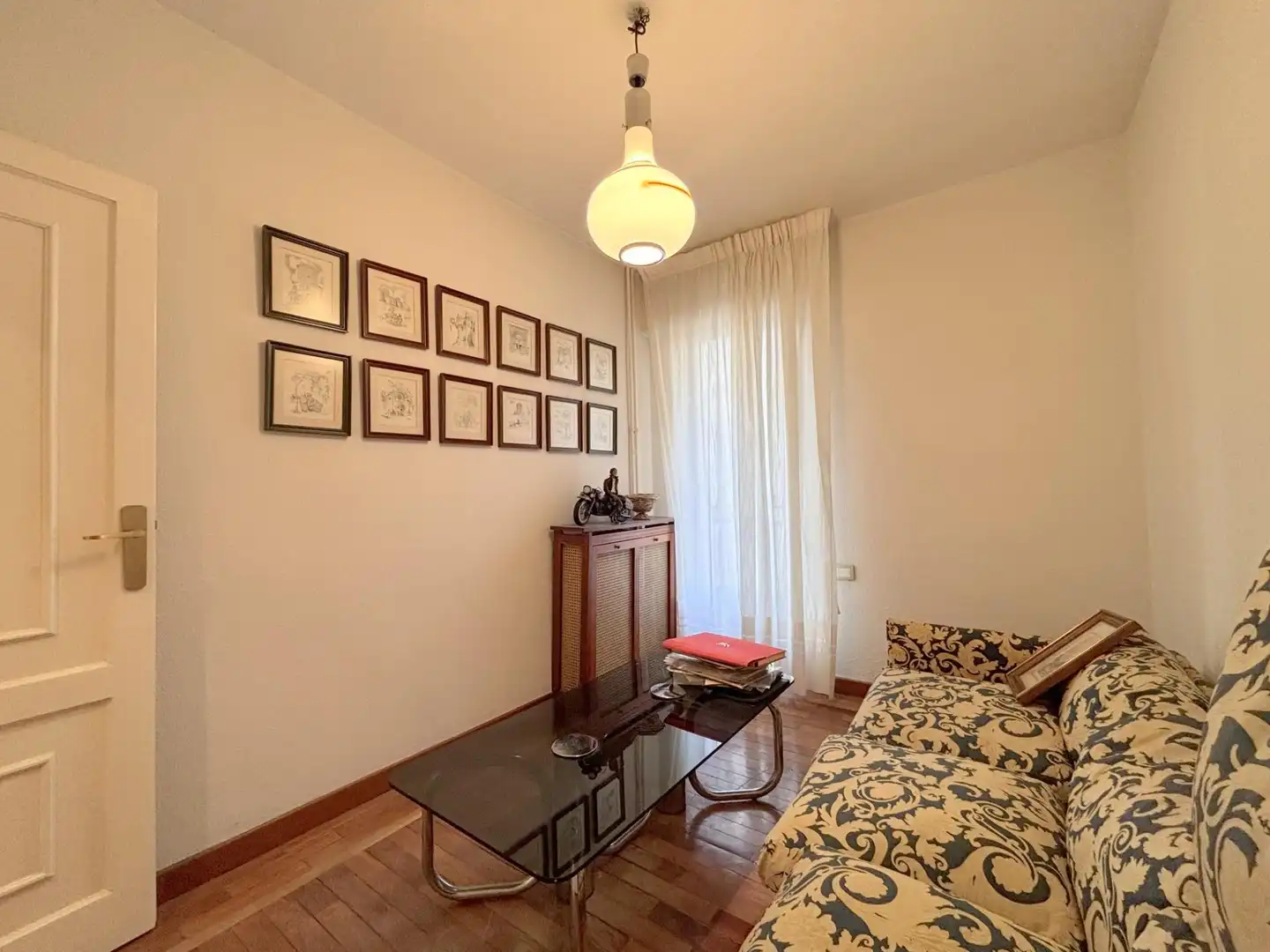 Sala d'estar de Pis en venda en Ávila amb Calefacció, Parquet i Terrassa