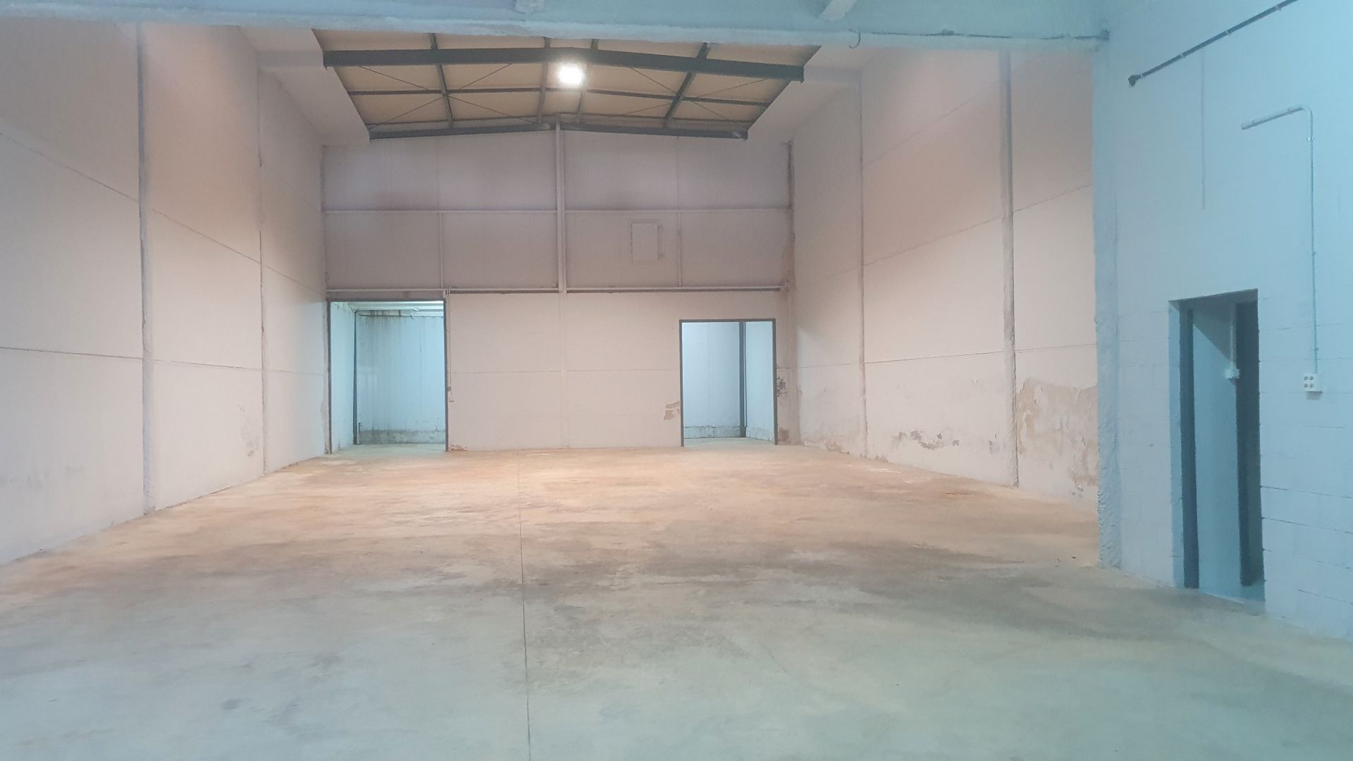 Industrial buildings to rent in Sant Vicenç Dels Horts  with Heating and Alarm