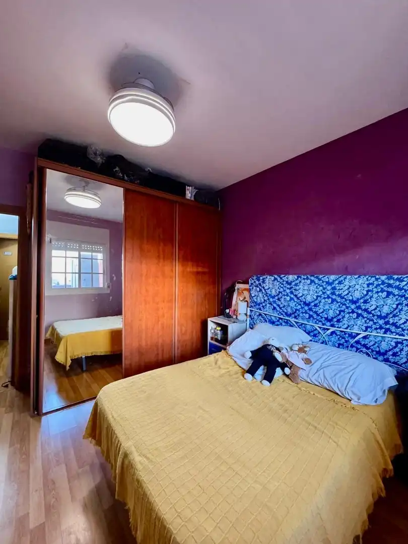 Bedroom of Flat for sale in Badalona  with Air Conditioner and Heating