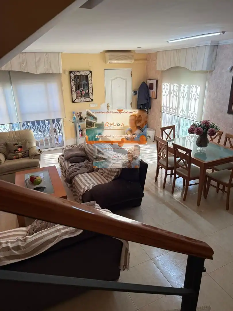 Living room of Detached homes for sale in Benicasim / Benicàssim  with Air Conditioner, Heating and Terrace