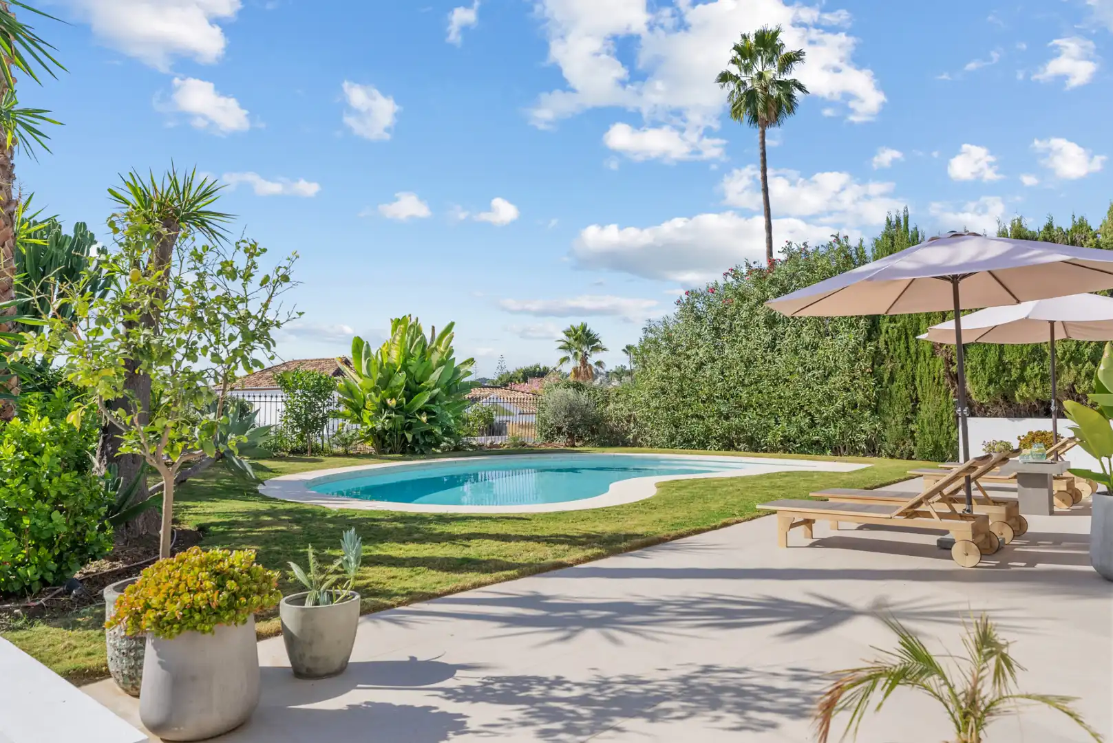 Villa mit Pool zum Verkauf in Nueva Andalucía, imagen 7
