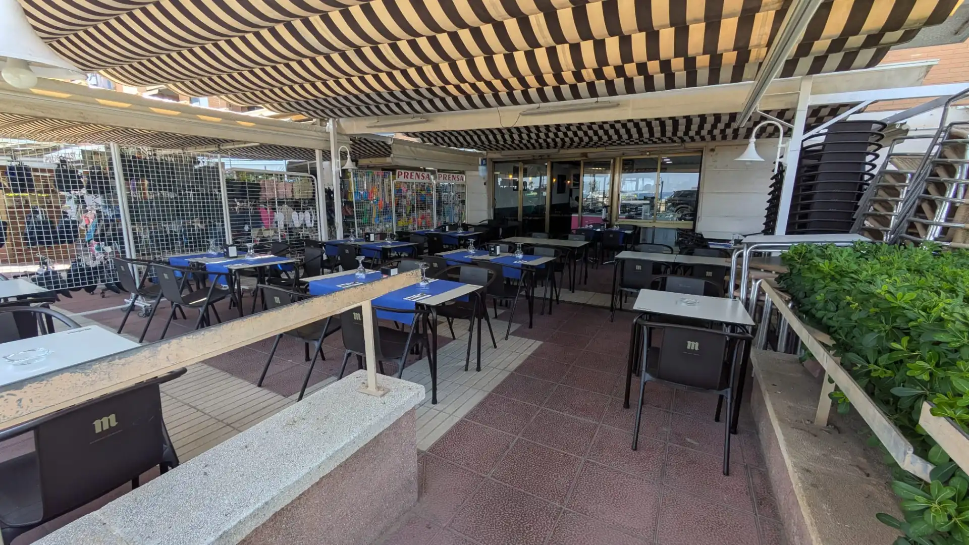 Local comercial en traspaso en Passeig de Rafael Campalans, imagen 2