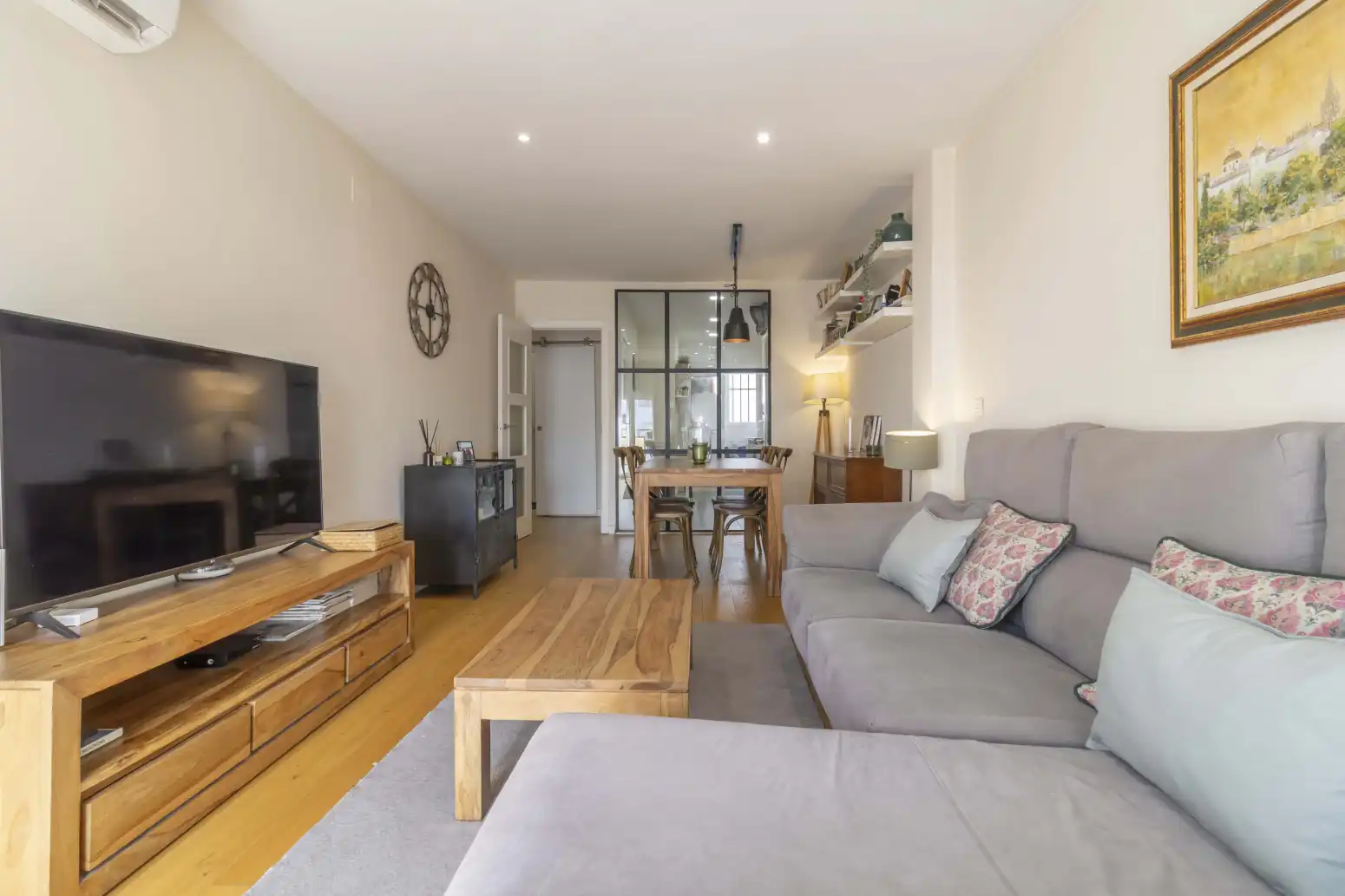Sala de estar de Piso en venta en Sevilla con Aire acondicionado y Balcón