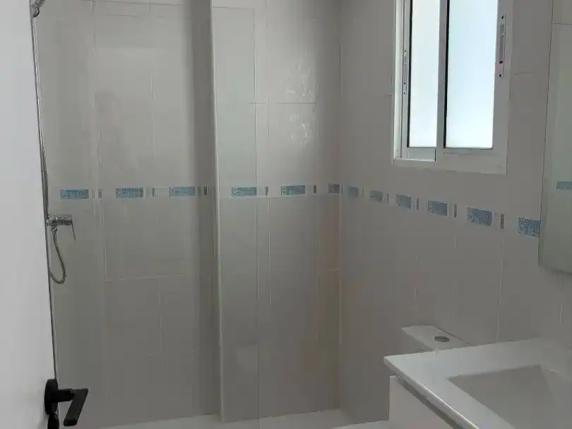 Bany de Casa o xalet en venda en Castalla amb Aire condicionat, Jardí privat i Piscina