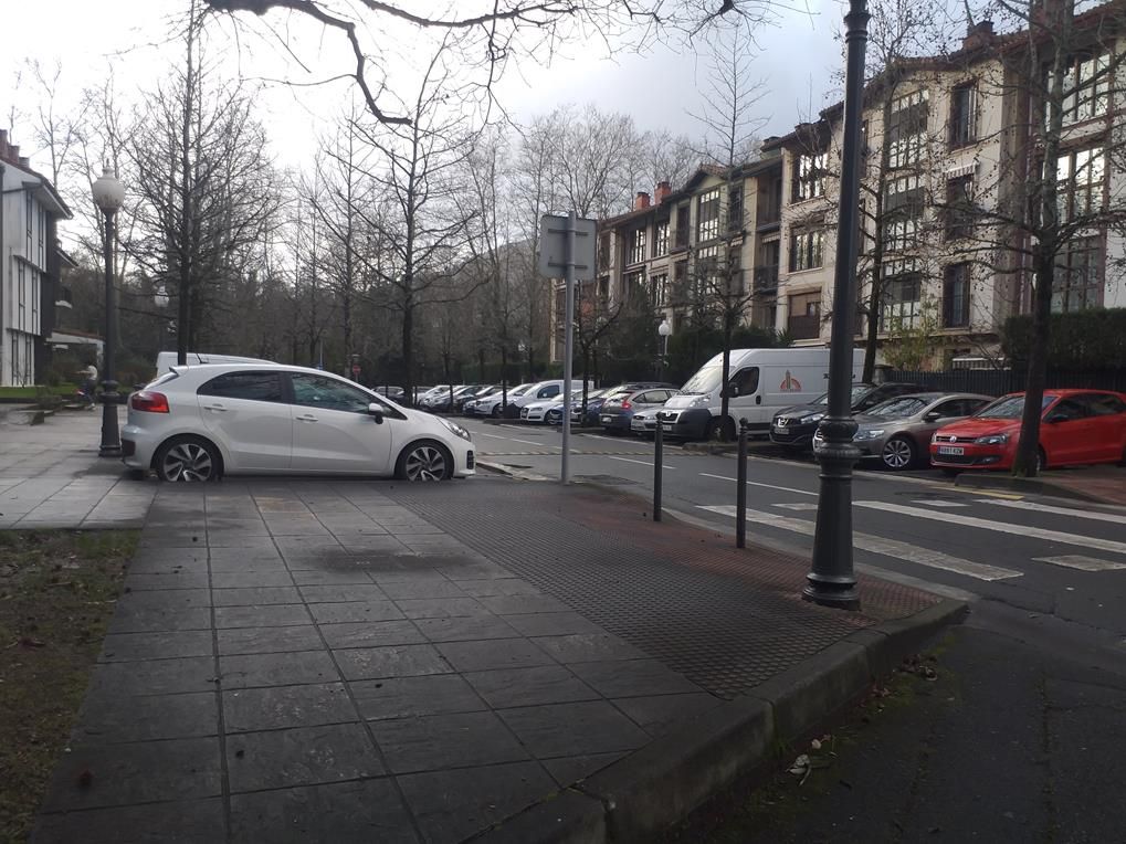 Aparcament de Garatge en venda en Irun 