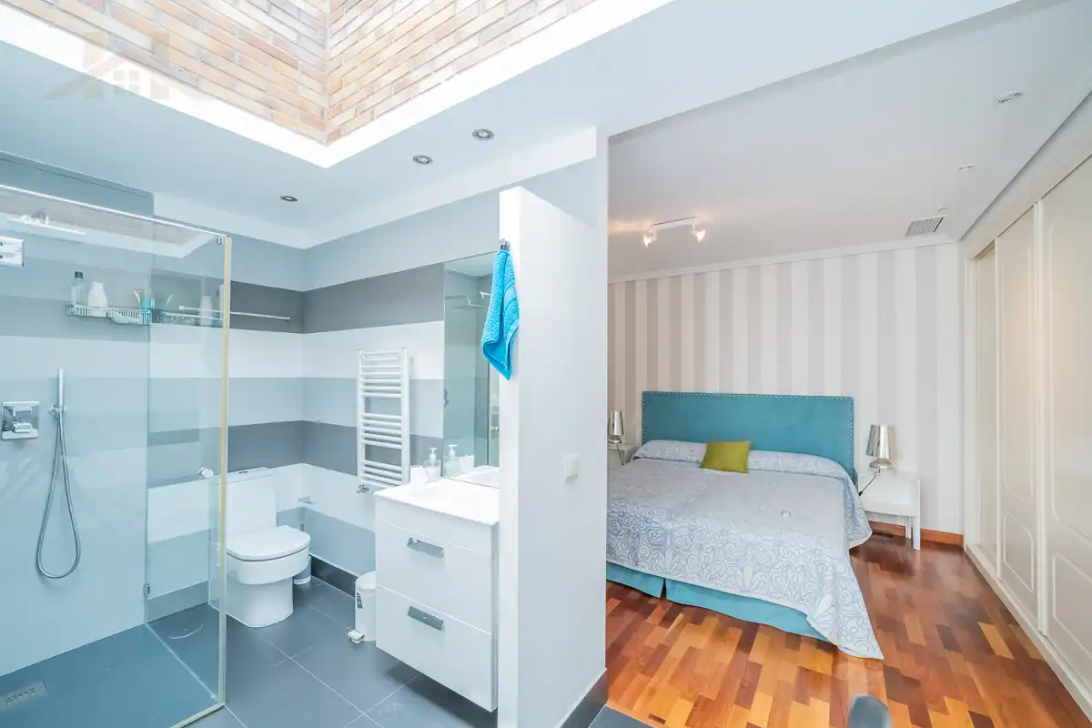 Habitación de Dúplex en venta en Majadahonda con Aire acondicionado, Calefacción y Parquet