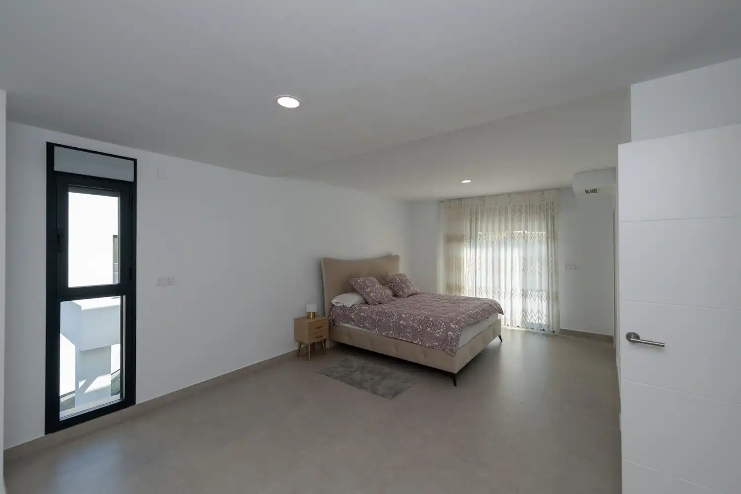 Schlafzimmer von Haus oder Chalet zur Miete in El Campello mit Klimaanlage, Privatgarten und Terrasse