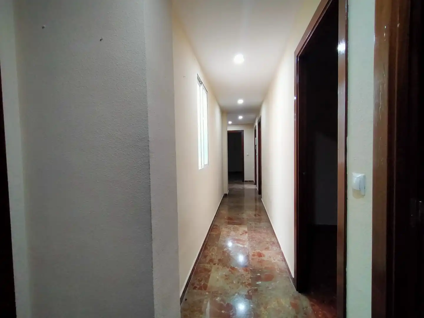 Flat for sale in Sevilla  with Air Conditioner and Terrace