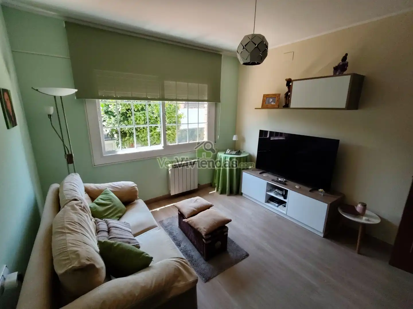 Sala d'estar de Casa o xalet en venda en Esparreguera amb Aire condicionat, Calefacció i Jardí privat