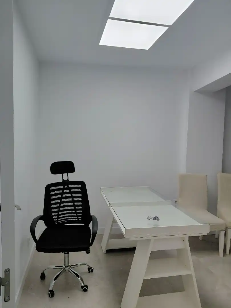 Büro zur Miete in Garrido