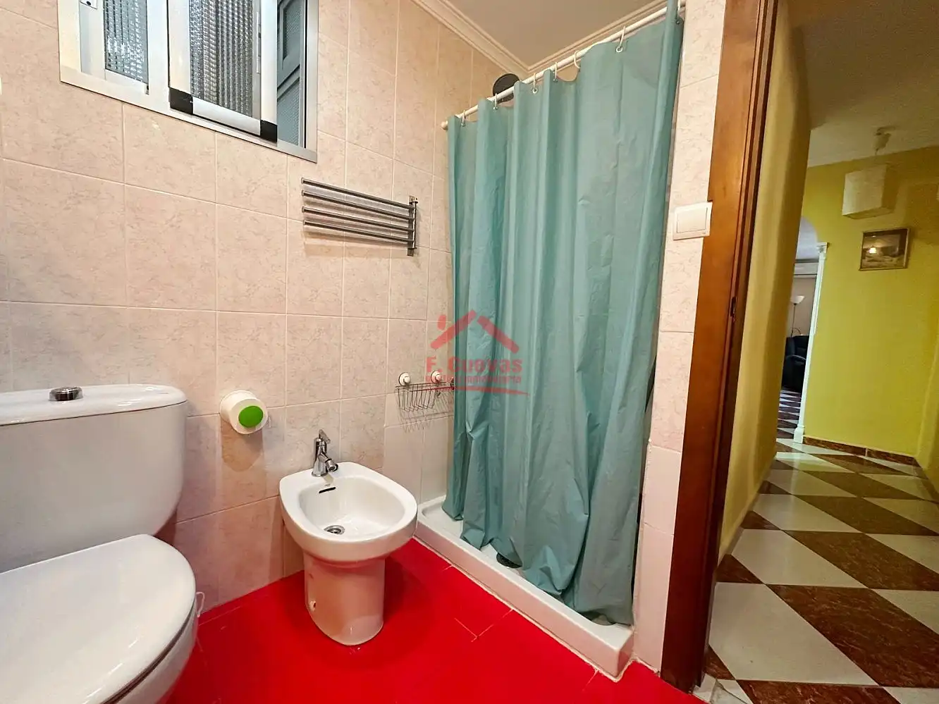 Badezimmer von Wohnungen zum Verkauf in Málaga mit Klimaanlage und Heizung