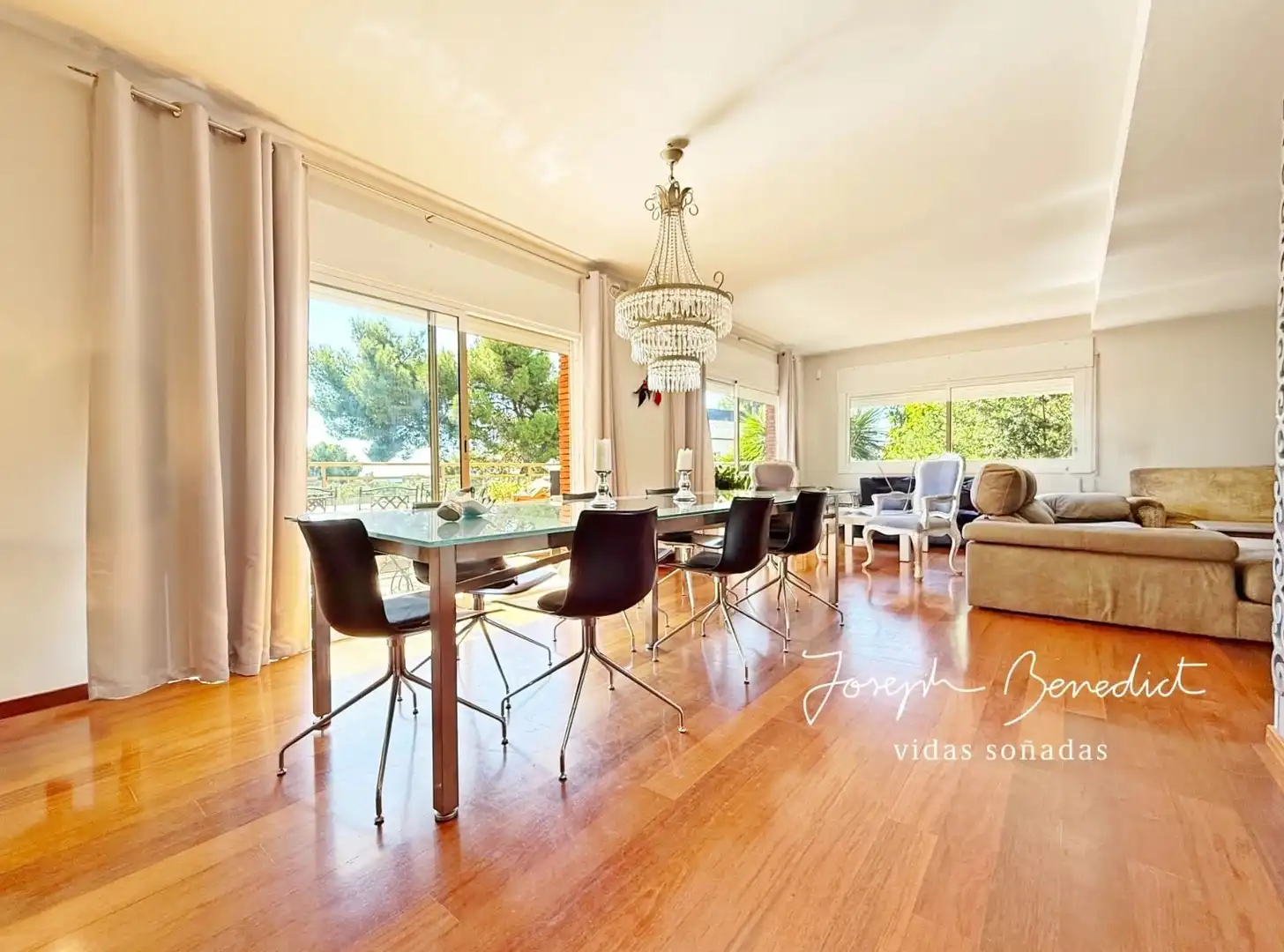 Dining room of Houses for sale in Castelldefels  with Air Conditioner, Heating and Private garden