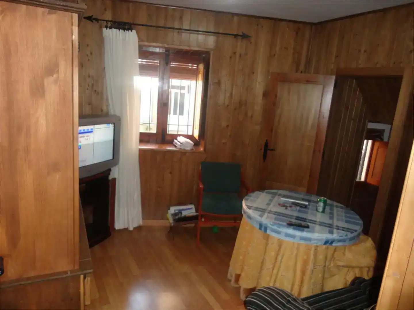 Sala d'estar de Casa adosada en venda en Pinofranqueado amb Aire condicionat, Parquet i Traster