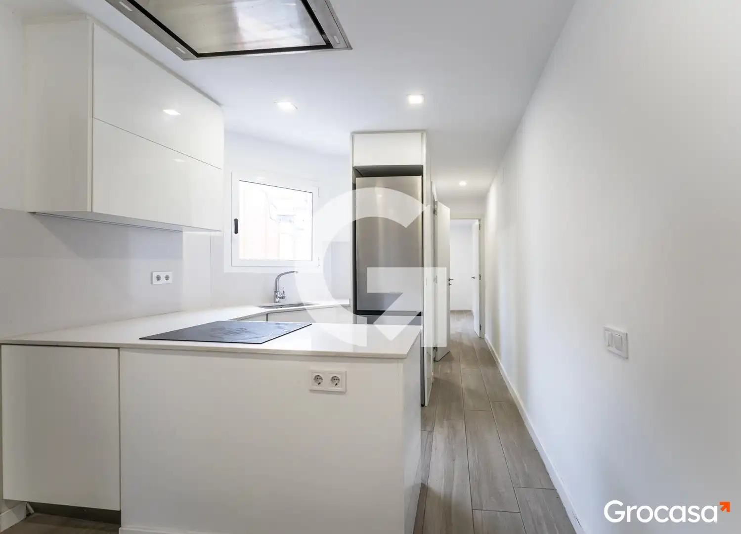 Cocina de Piso en venta en L'Hospitalet de Llobregat con Aire acondicionado, Calefacción y Horno