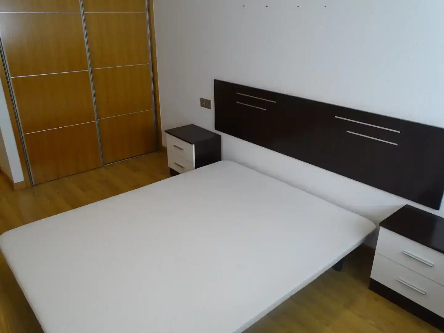 Dormitori de Apartament en venda en  Murcia Capital amb Aire condicionat i Piscina