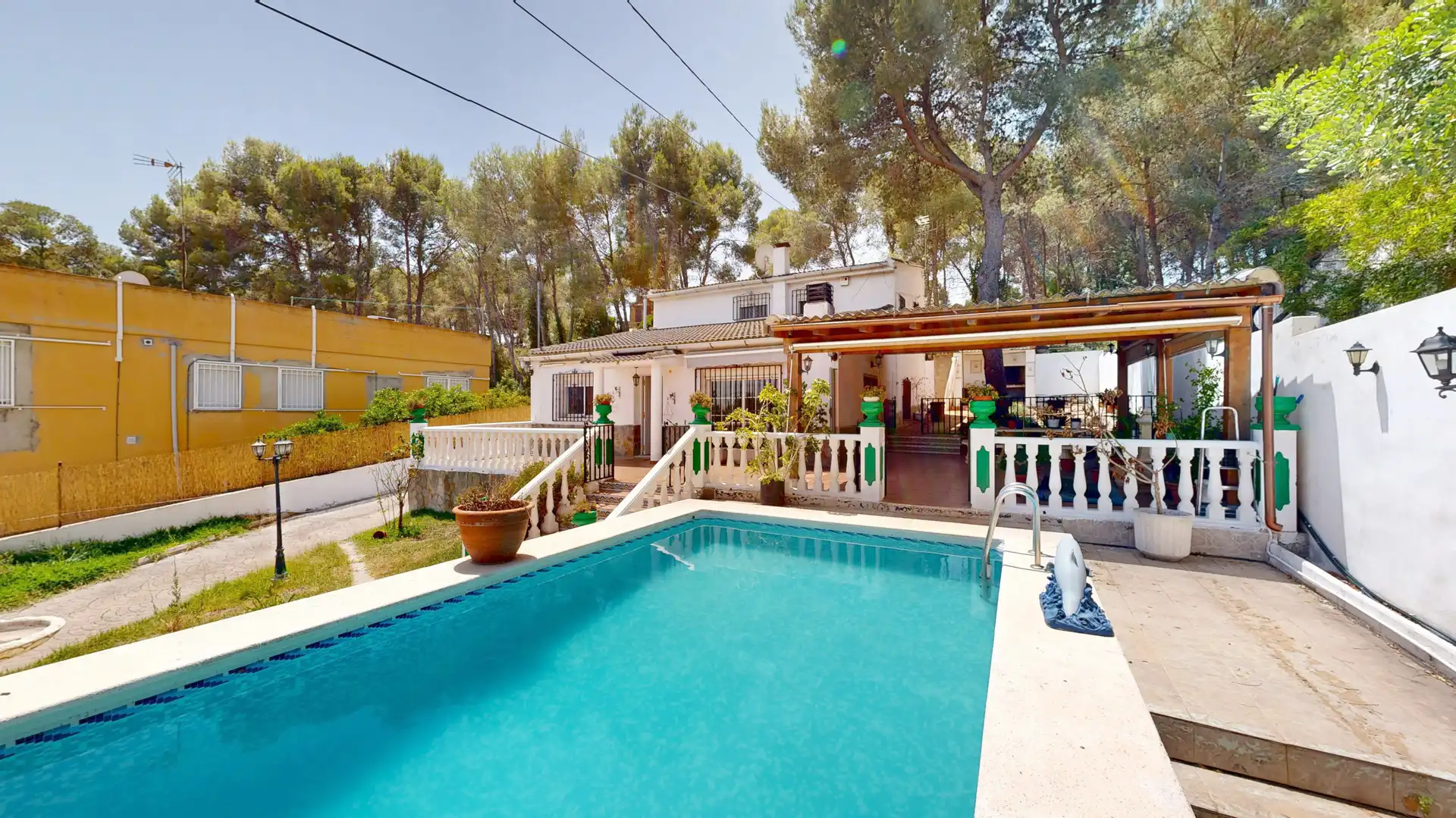 Piscina de Casa o chalet en venta en Chiva con Terraza, Trastero y Piscina