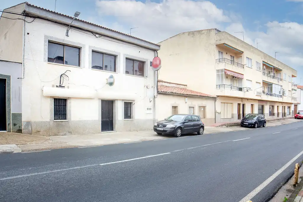 Local commercial à vendre à C/ Miguel Hernández, imagen 2