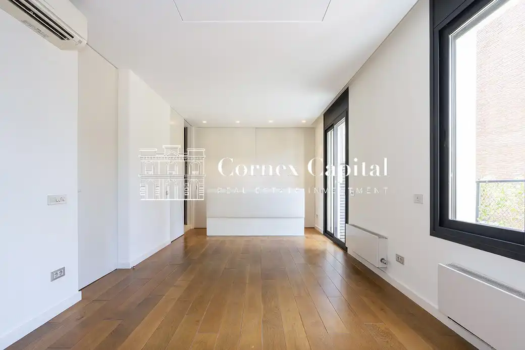 Vista exterior de Casa adosada en venta en Barcelona con Aire acondicionado, Calefacción y Jardín privado