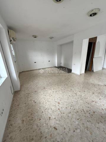 Oficina en Alquiler en Parque Alcosa