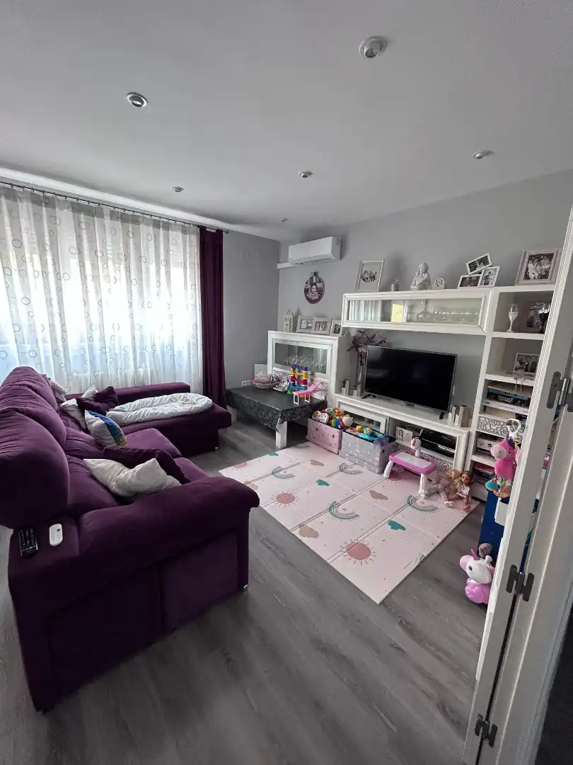 Sala de estar de Casa adosada en venta en Campo de Criptana con Aire acondicionado, Calefacción y Trastero