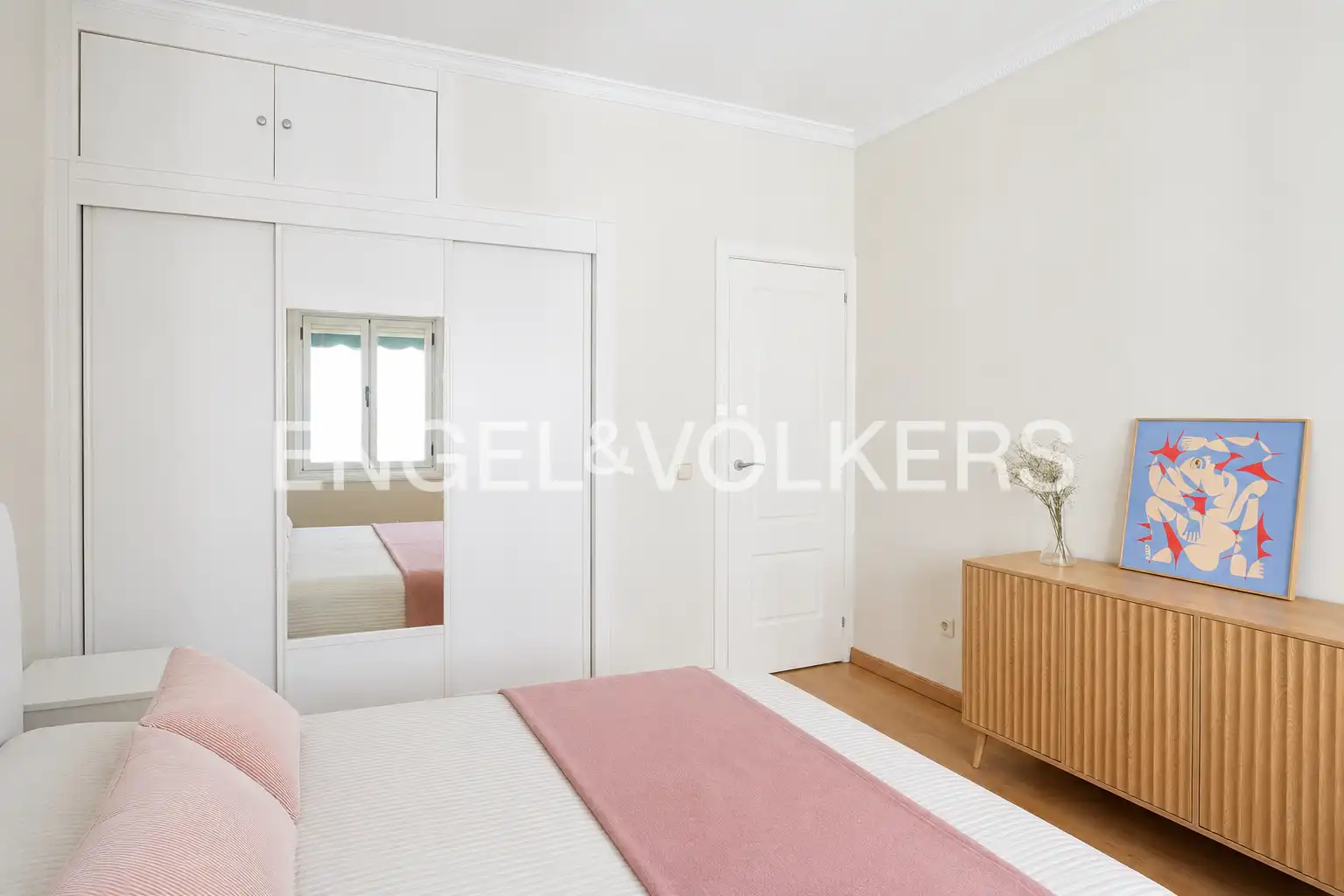 Bedroom of Flat for rent in Madrid  with Air Conditioner and Heating