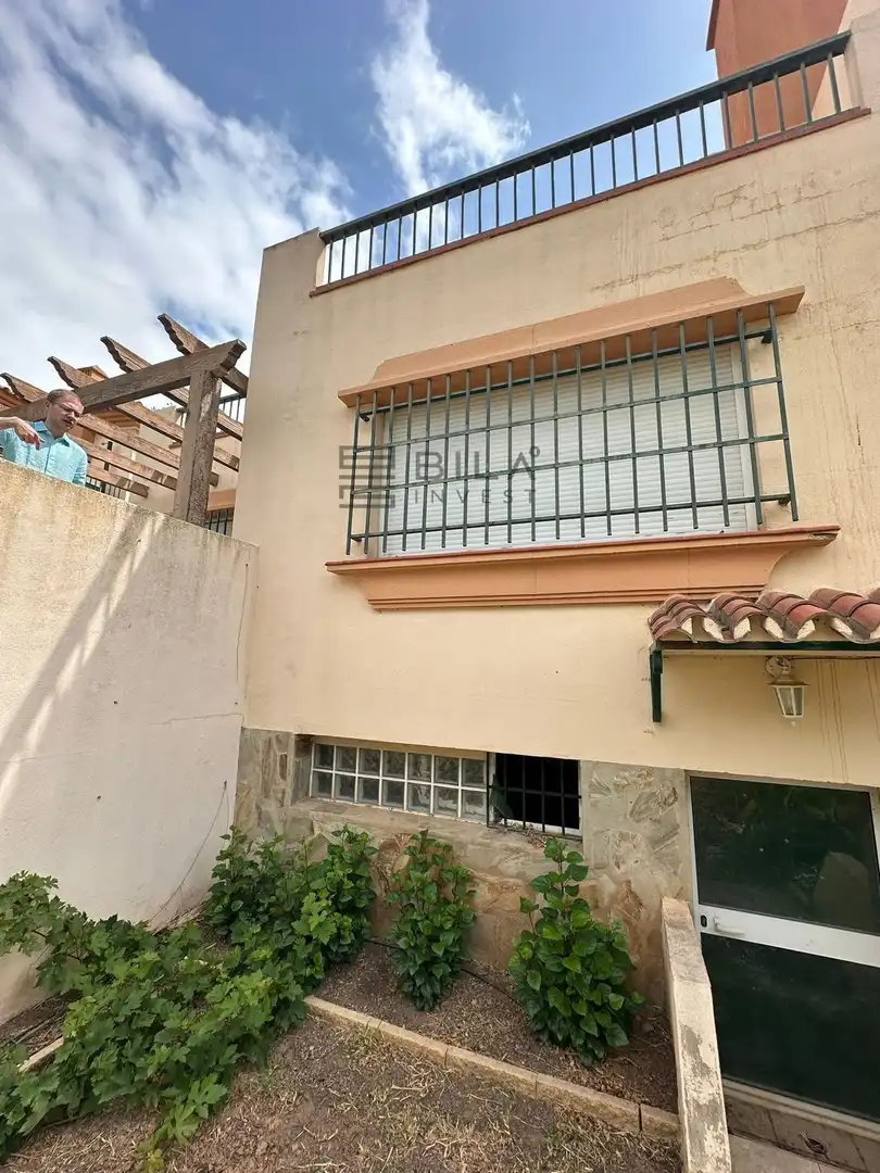 Terraced house with pool for sale in Real de Miraflores, imagen 19