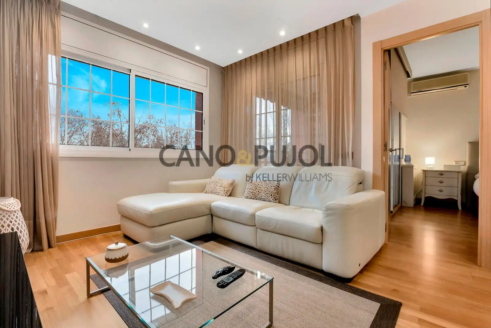 Sala de estar de Piso en venta en Rubí con Aire acondicionado, Calefacción y Terraza